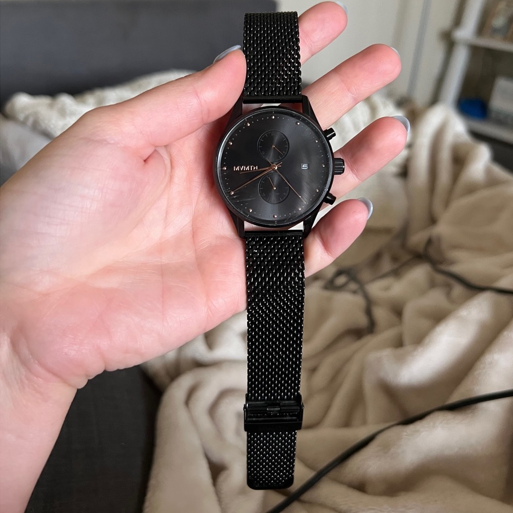 Men’s MVMT Voyager watch